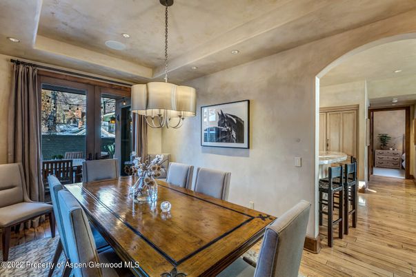 Chandelier, Dining room, Interior, Recessed Lighting, Wood Texture Flooring