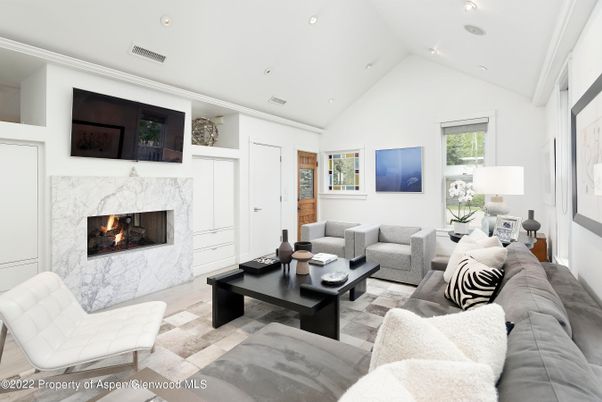 Fireplace, Interior, Living room, Recessed Lighting