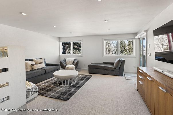 Interior, Living room, Recessed Lighting