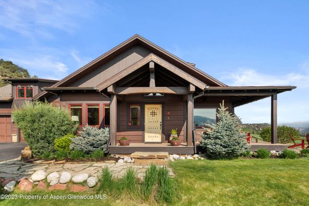 Exterior, Facade, American Craftsman
