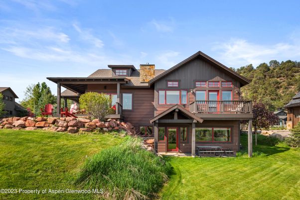Backyard, Exterior, Facade, Log Home