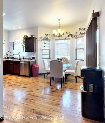 Chandelier, Dining room, Interior, Kitchen, Recessed Lighting, Wood Texture Flooring