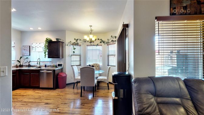 Chandelier, Dining room, Interior, Kitchen, Recessed Lighting, Wood Texture Flooring