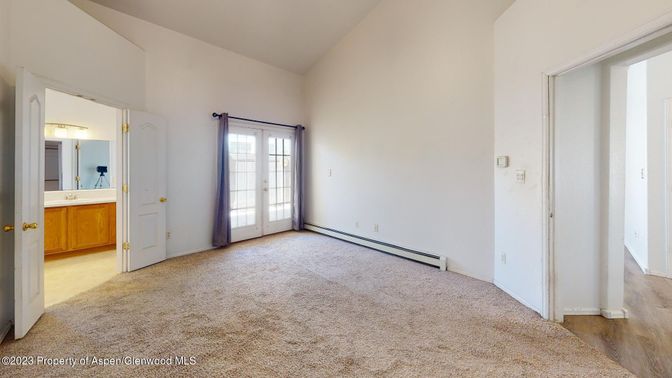 Bathroom, Empty room, Interior