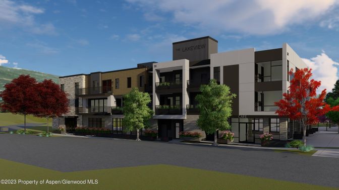 Exterior, Facade, Modern