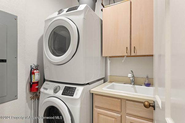 Interior, Utility Closets, Washer