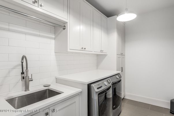 Interior, Pendant Lights, Washer, Wood Texture Flooring