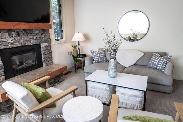 Fireplace, Interior, Living room