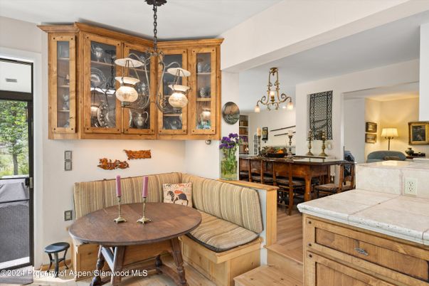 Chandelier, Dining room, Interior, Pendant Lights, Wood Texture Flooring