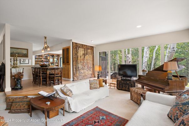 Interior, Living room, Piano, Recessed Lighting, Wood Texture Flooring