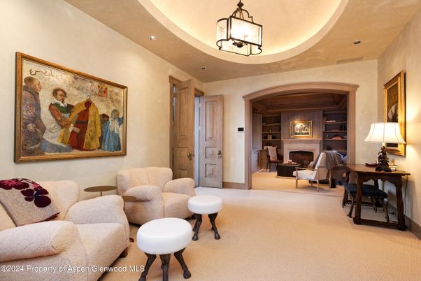 Fireplace, Interior, Living room, Pendant Lights, Recessed Lighting