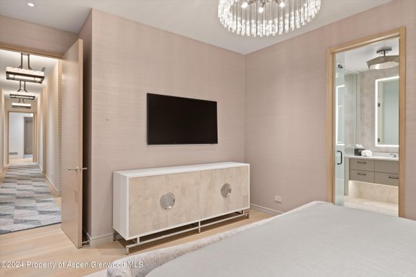 Bathroom, Bedroom, Chandelier, Interior, Pendant Lights, Recessed Lighting, Wood Texture Flooring