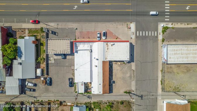 Exterior, Drone