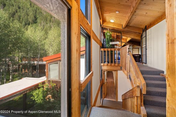 Interior, Recessed Lighting, Wooden Beams, Wooden Ceilings