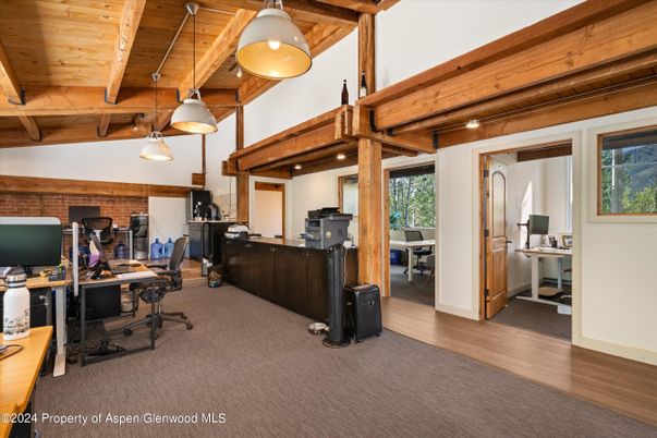 Home Office, Interior, Pendant Lights, Wooden Beams, Wooden Ceilings, Wood Texture Flooring