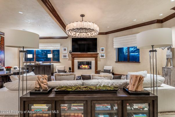 Fireplace, Interior, Living room, Pendant Lights, Recessed Lighting