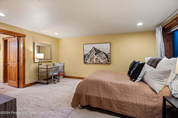 Bedroom, Home Office, Interior, Recessed Lighting