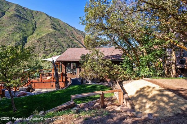 Backyard, Exterior, Hot Tub