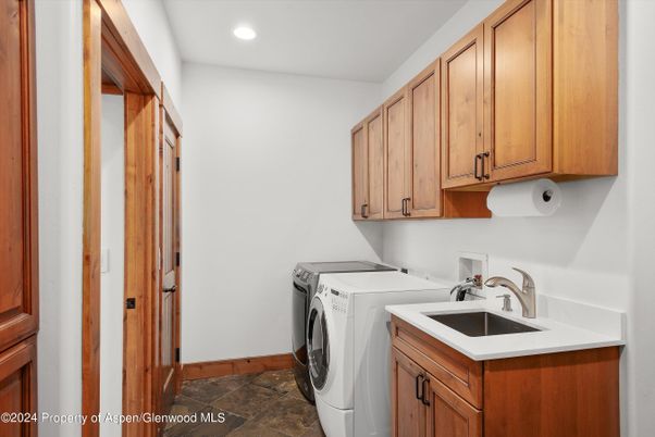 Interior, Recessed Lighting, Washer