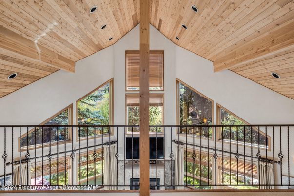 Interior, Recessed Lighting, Wooden Beams, Wooden Ceilings