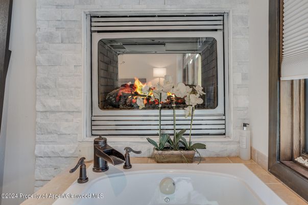 Bathroom, Interior, Stone Walls