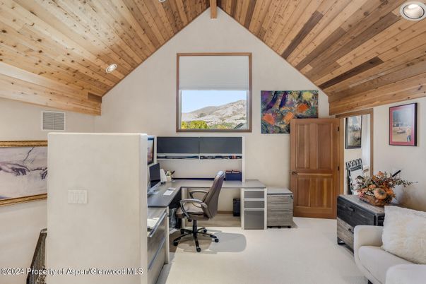 Home Office, Interior, Wooden Ceilings