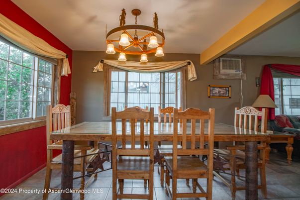 Chandelier, Dining room, Interior