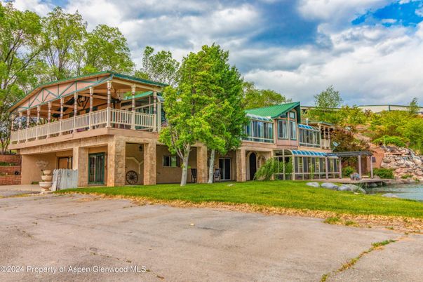 Backyard, Exterior, Facade, Log Home