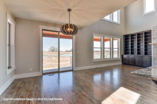 Empty room, Interior, Pendant Lights, Wood Texture Flooring