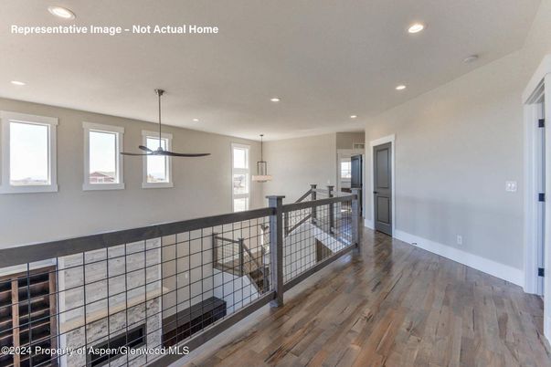 Interior, Pendant Lights, Recessed Lighting, Wood Texture Flooring