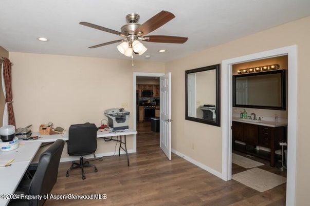 Home Office, Interior, Recessed Lighting, Wood Texture Flooring