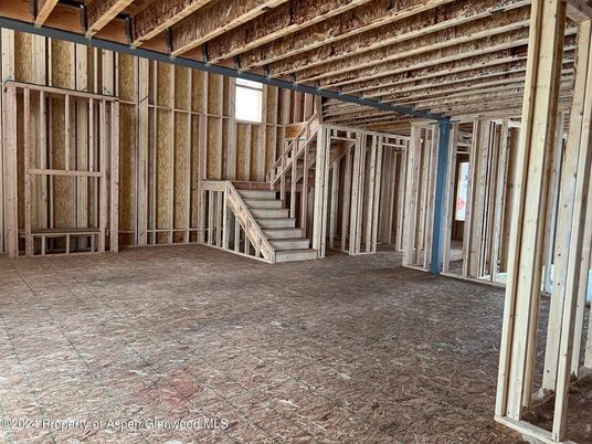 Empty room, Interior, Wooden Beams