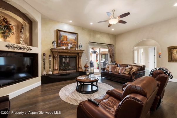 Fireplace, Interior, Living room, Recessed Lighting, Wood Texture Flooring