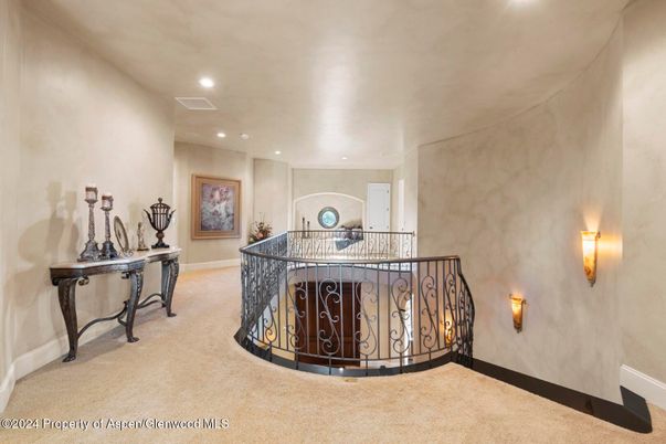 Interior, Recessed Lighting