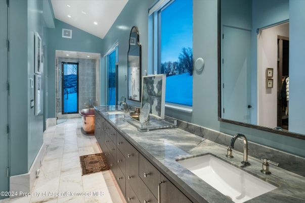 Bathroom, Dual Sink Vanities, Interior, Marble, Recessed Lighting