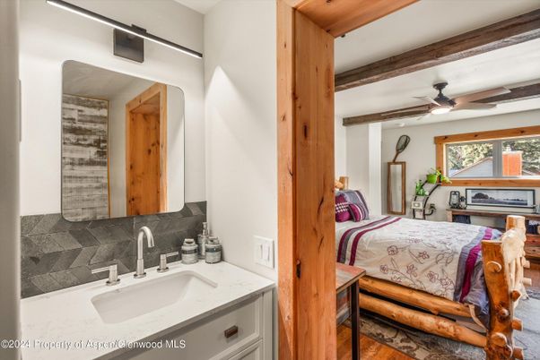 Bathroom, Bedroom, Interior