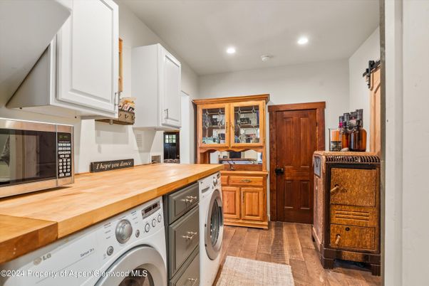Interior, Recessed Lighting, Washer