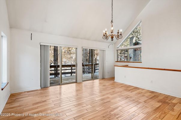 Chandelier, Empty room, Interior, Wood Texture Flooring