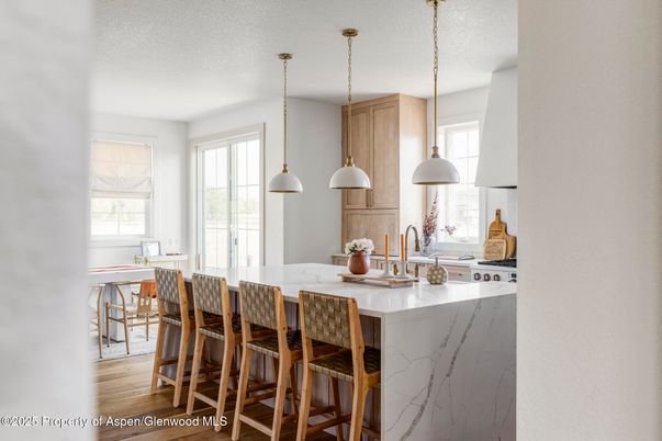 Interior, Kitchen, Pendant Lights, Wood Texture Flooring