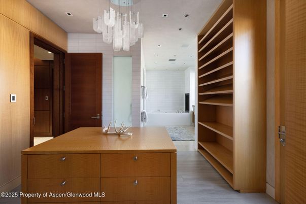 Chandelier, Interior, Recessed Lighting, Wood Texture Flooring