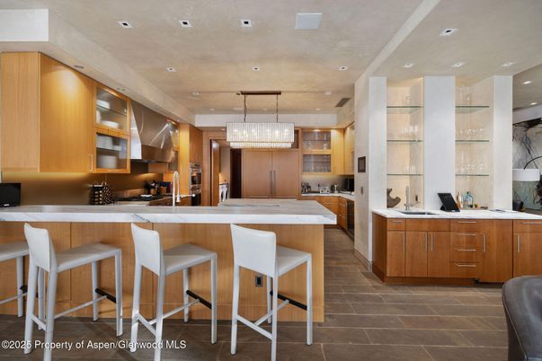Interior, Kitchen, Pendant Lights, Recessed Lighting