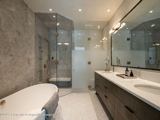 Bathroom, Dual Sink Vanities, Free Standing Baths, Glass Shower, Interior, Recessed Lighting