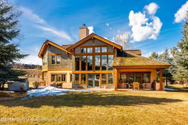 Backyard, Exterior, Facade, Log Home
