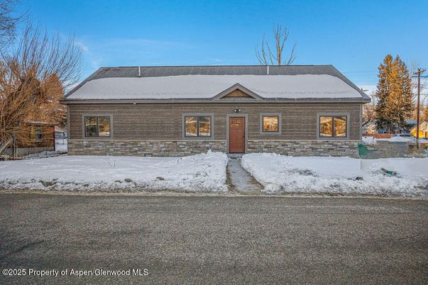 Exterior, Facade, Brick Facade, Log Home