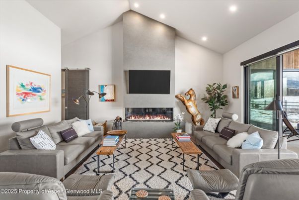 Fireplace, Interior, Living room, Recessed Lighting