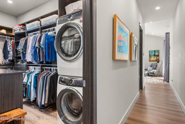 Interior, Recessed Lighting, Utility Closets, Walk-in Closets, Washer, Wood Texture Flooring