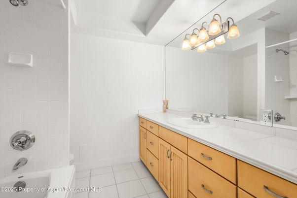 Bathroom, Dual Sink Vanities, Interior, Tile Countertops