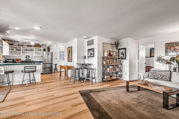 Interior, Kitchen, Living room, Recessed Lighting, Wood Texture Flooring
