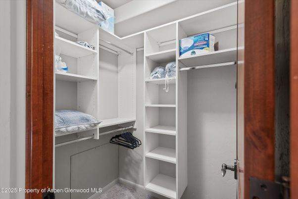 Interior, Walk-in Closets