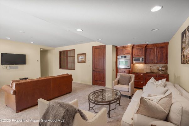 Interior, Kitchen, Living room, Recessed Lighting